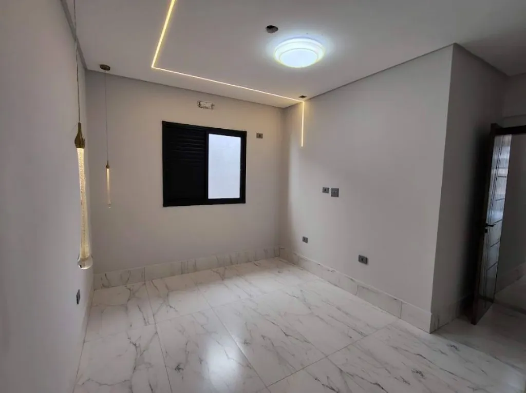 Imagem CASA COM 127,72 m² - CAIÇARA - PRAIA GRANDE SP