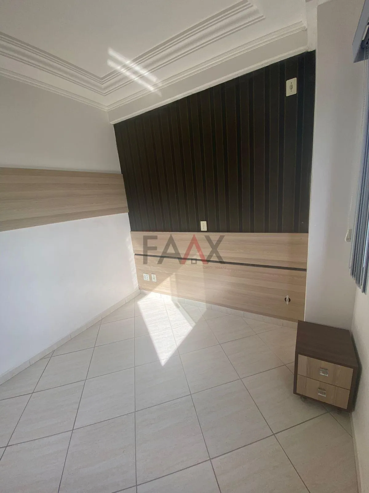 Imagem Excelente apartamento semi-mobiliado à venda, no TRIANON, GUARAPUAVA -PR