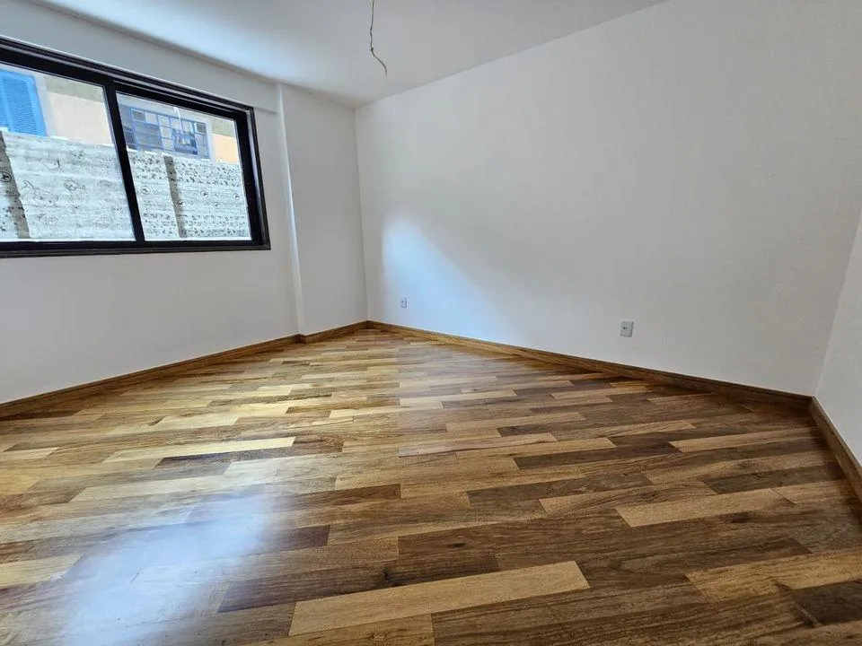 Imagem Apartamento para Venda em Teresópolis / RJ no bairro Agriões