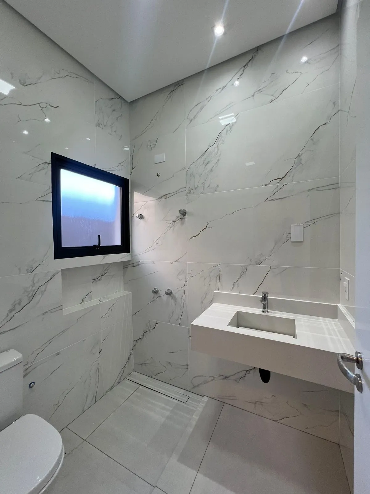 Imagem Casa Terra para venda - Localizada no Condomínio Villa Verona!