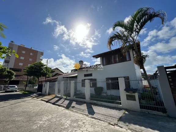 Foto do imóvel Casa de praia à venda Praia Centro Bombinhas SC