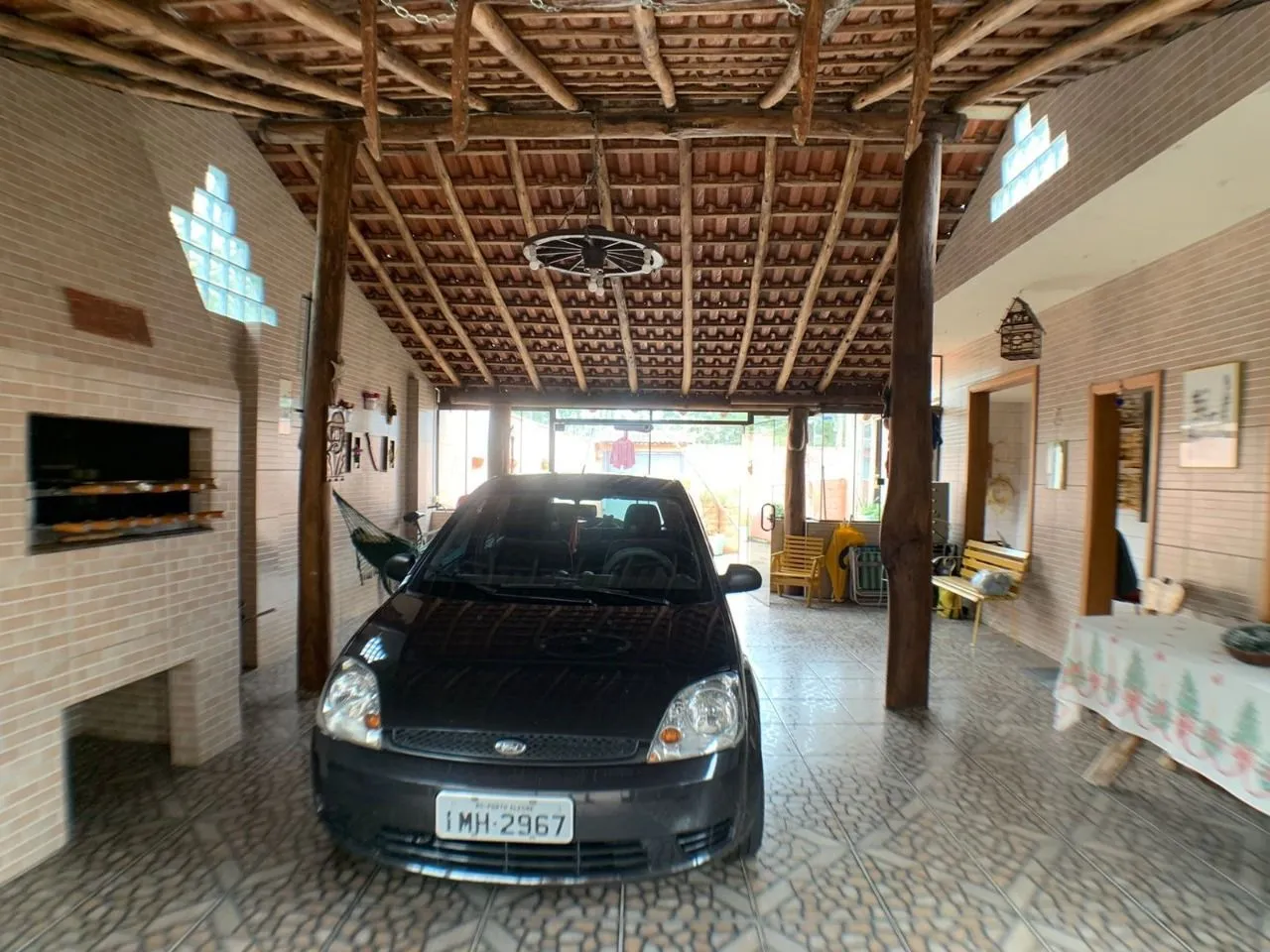 Imagem Casa para Venda - 318m², 3 dormitórios, Piscina, Bairro Guarujá