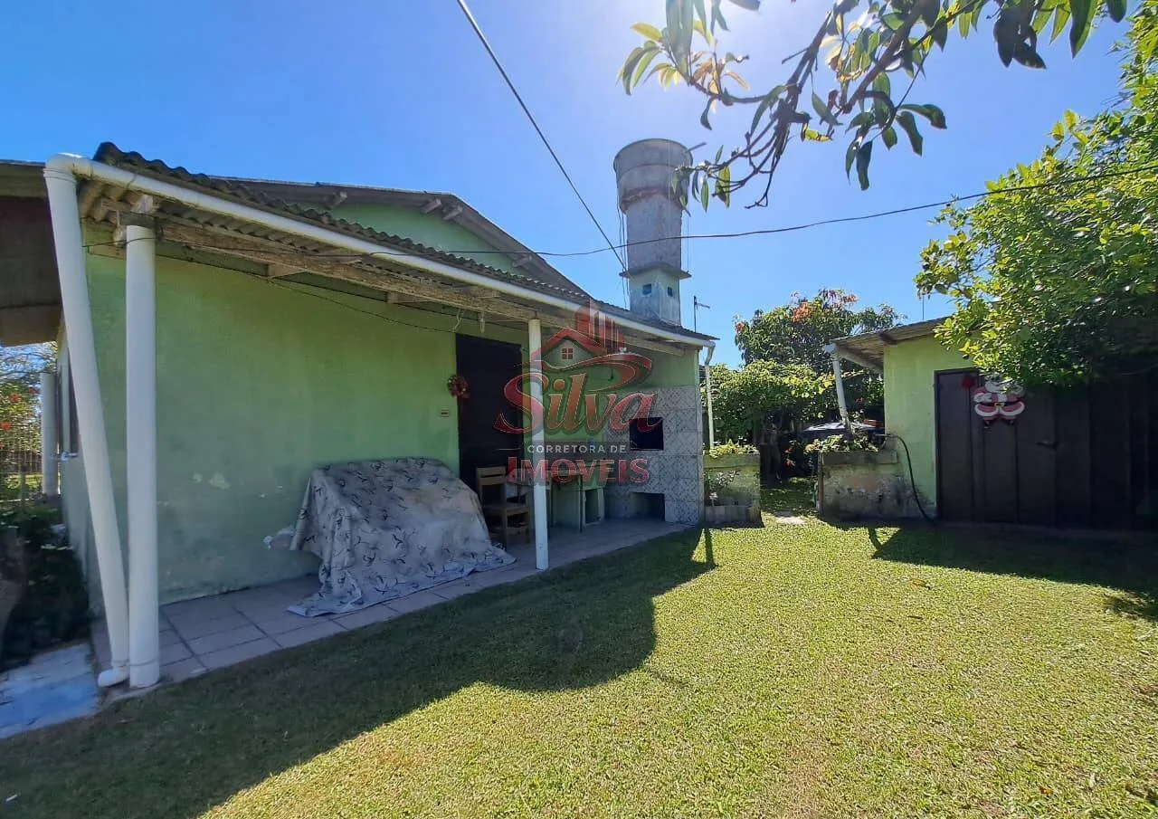 Imagem Casa 2 dormitórios com anexos em Mariluz B