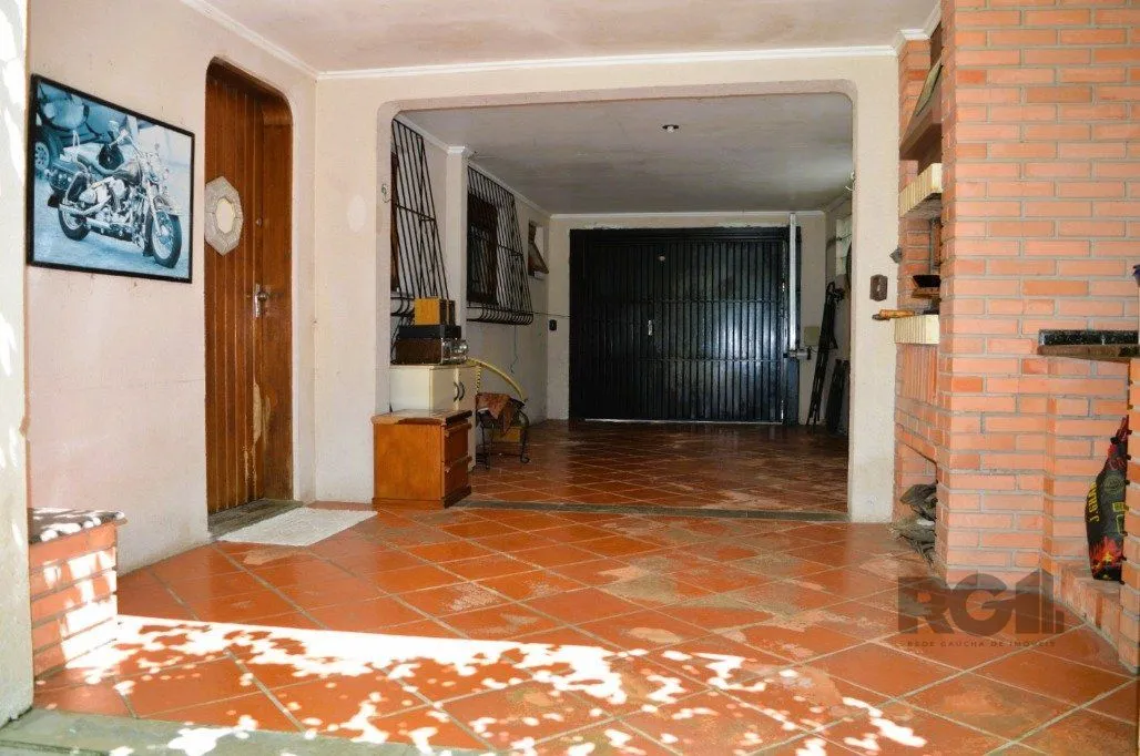 Imagem MAGNÍFICA MANSÃO ANOS 90 A BEIRA DO GUAÍBA NA ZONA SUL DE PORTO ALEGRE!