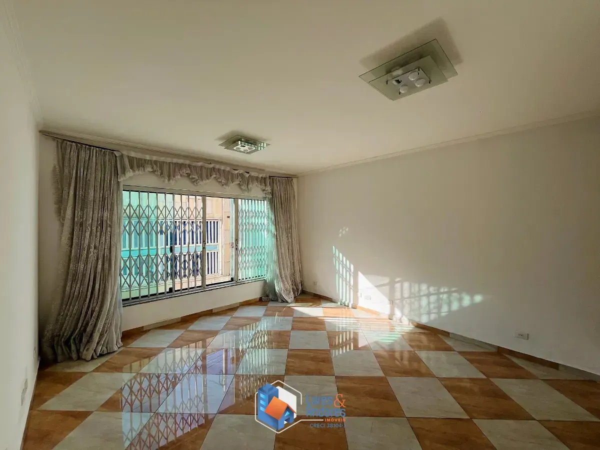 Imagem Sobrado para venda em Vila Moraes com 2 quartos, sendo 2 suítes, 300m²
