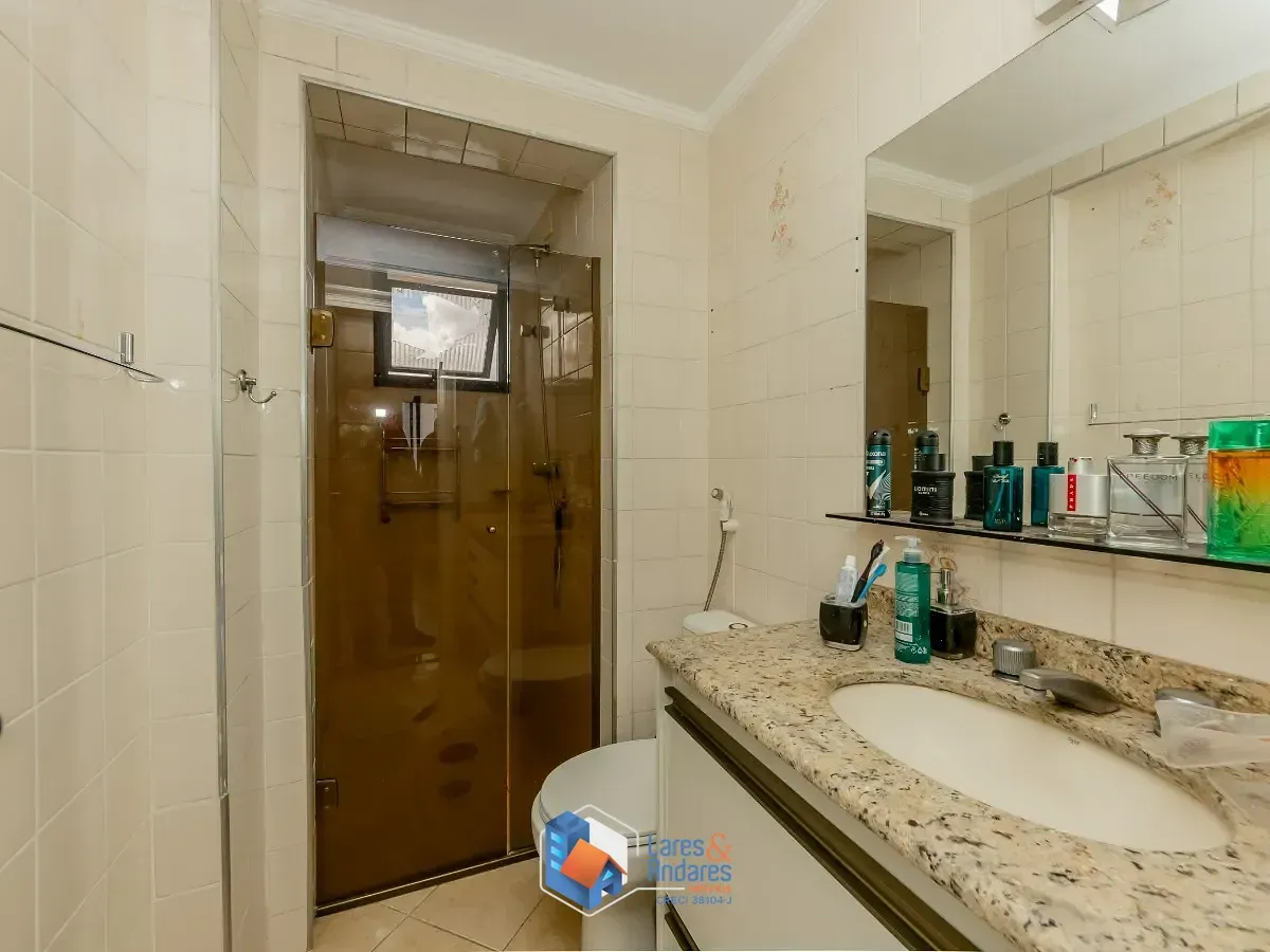 Imagem Cobertura para venda em Vila Gumercindo com 3 quartos, sendo 1 suíte, 185m²