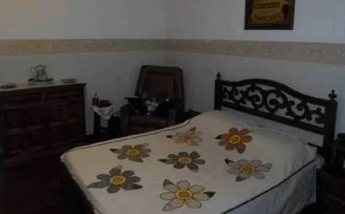 Imagem Casa ampla, arejada, confortável e muito conservada no Santa Lucia!