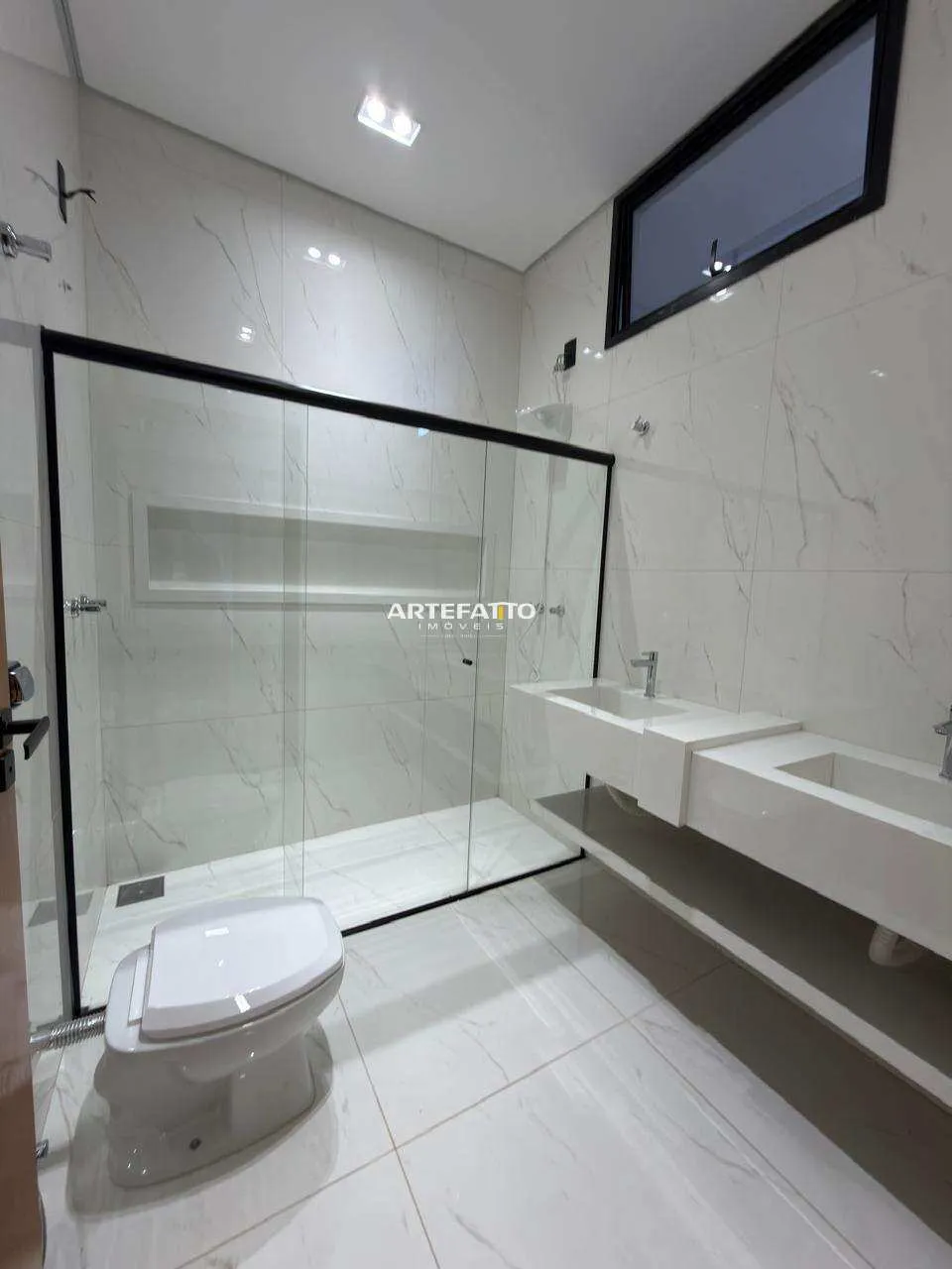 Imagem Casa à venda em Franca, Jardim Santa Lúcia, com 3 quartos, 174m2