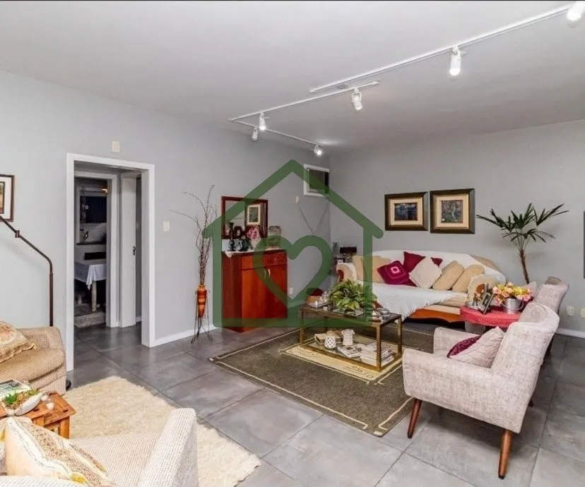 Imagem Casa semi mobiliada com 227 m² de área privativa no Três Figueiras, um dos bairros mais valorizad...