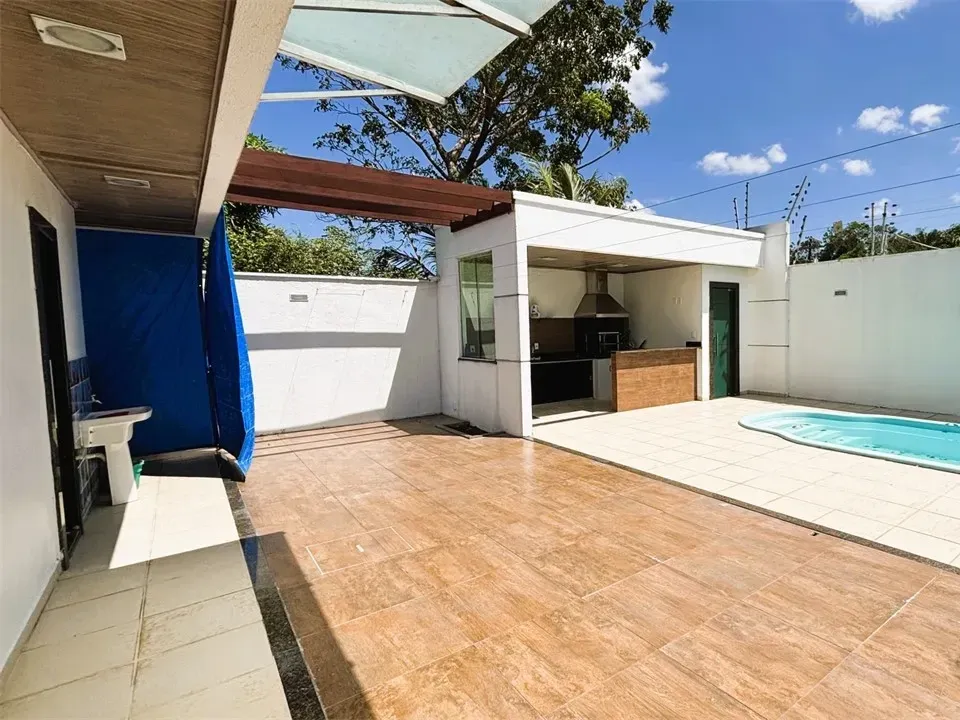 Foto do imóvel: Casa de Condomínio com 3 Quartos à Venda, 146 m² em Avenida Santos Dumont, nº 200. Tarumã, Manaus - AM