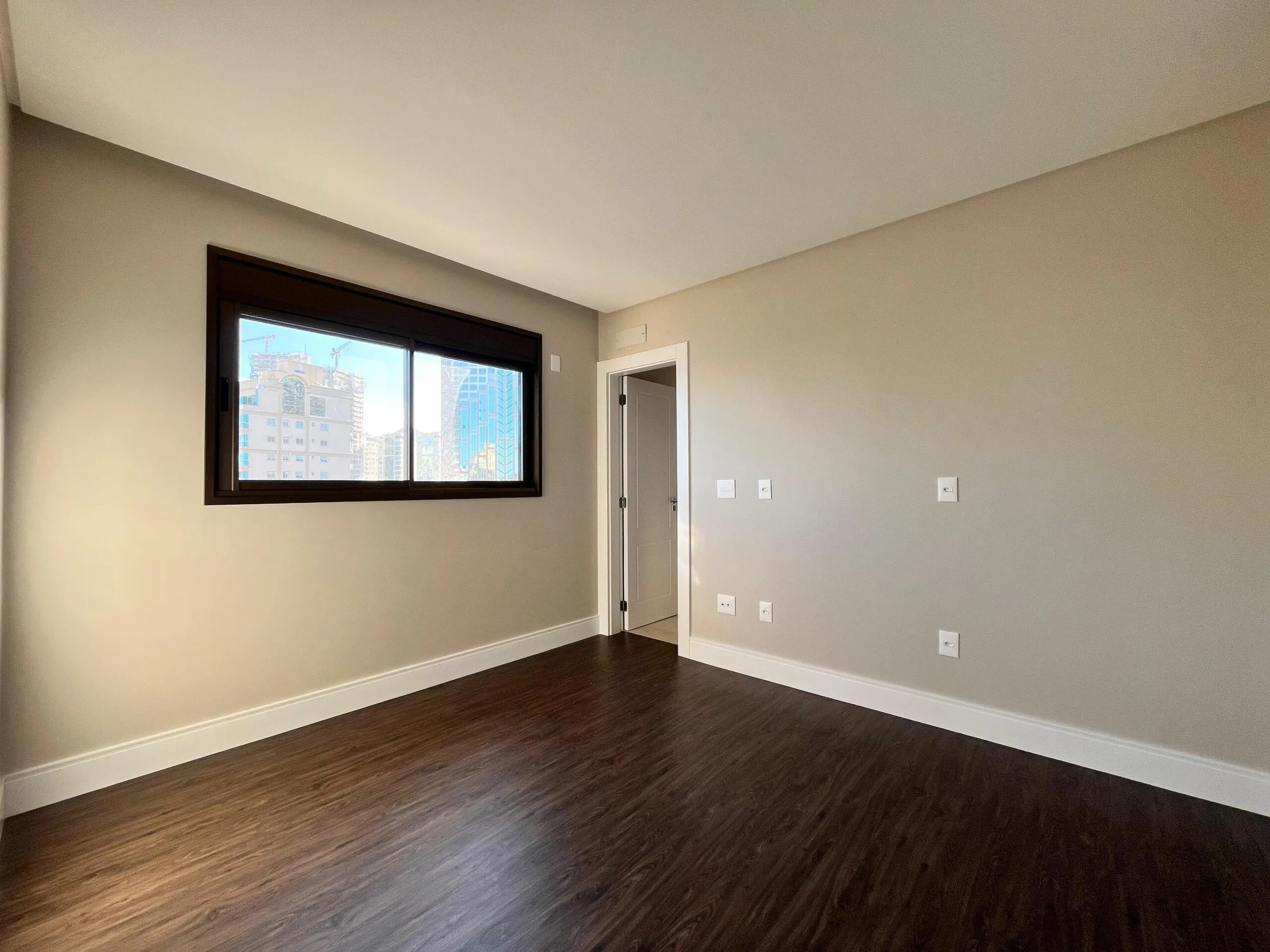 Imagem Apartamento com vista para o mar à venda com 185m2 por R$ 8.500.000,00