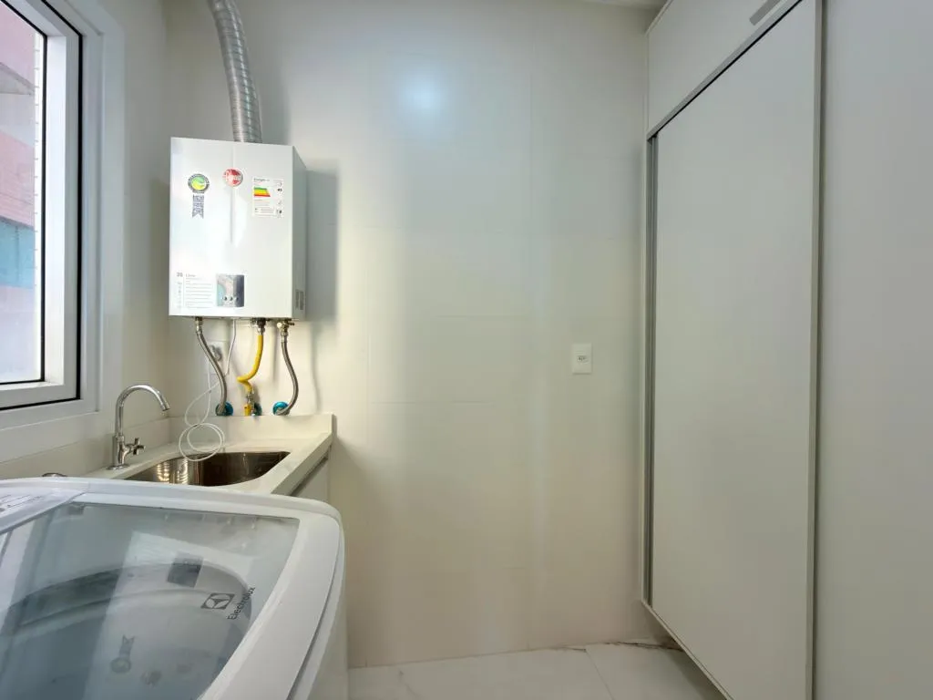 Imagem Apartamento 4 Dormitórios - Bairro Navegantes