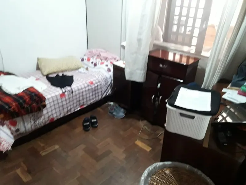 Imagem Imperdível Casa à Venda em Santo André-SP, Bairro Centro: 3 Quartos, 2 Banheiros, 2 Vagas, 180m². Venha Conferir!