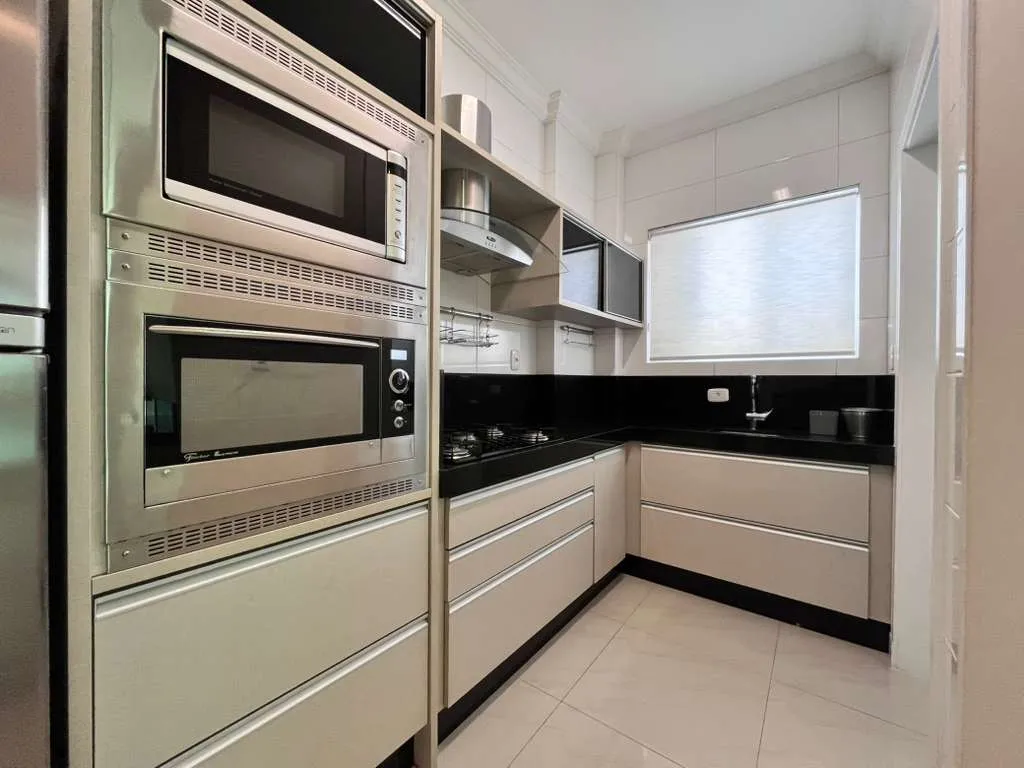 Imagem Apartamento à venda com 194m2 por R$ 2.950.000,00