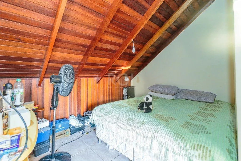 Imagem Casa 160m² - 3 dormitórios, 1 suíte, churrasqueira, terraço e 2 vagas de garagem no Guarujá