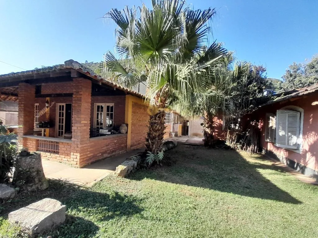 Imagem Sítio para Venda em Teresópolis / RJ no bairro Córrego das Pedras