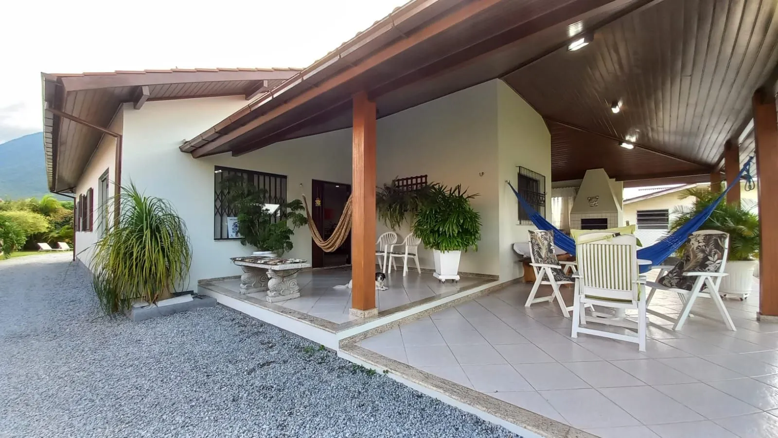 Imagem Chácara para aluguel com 4 quartos 1 suíte, 220,7m² em Aririú da Formiga Palhoça