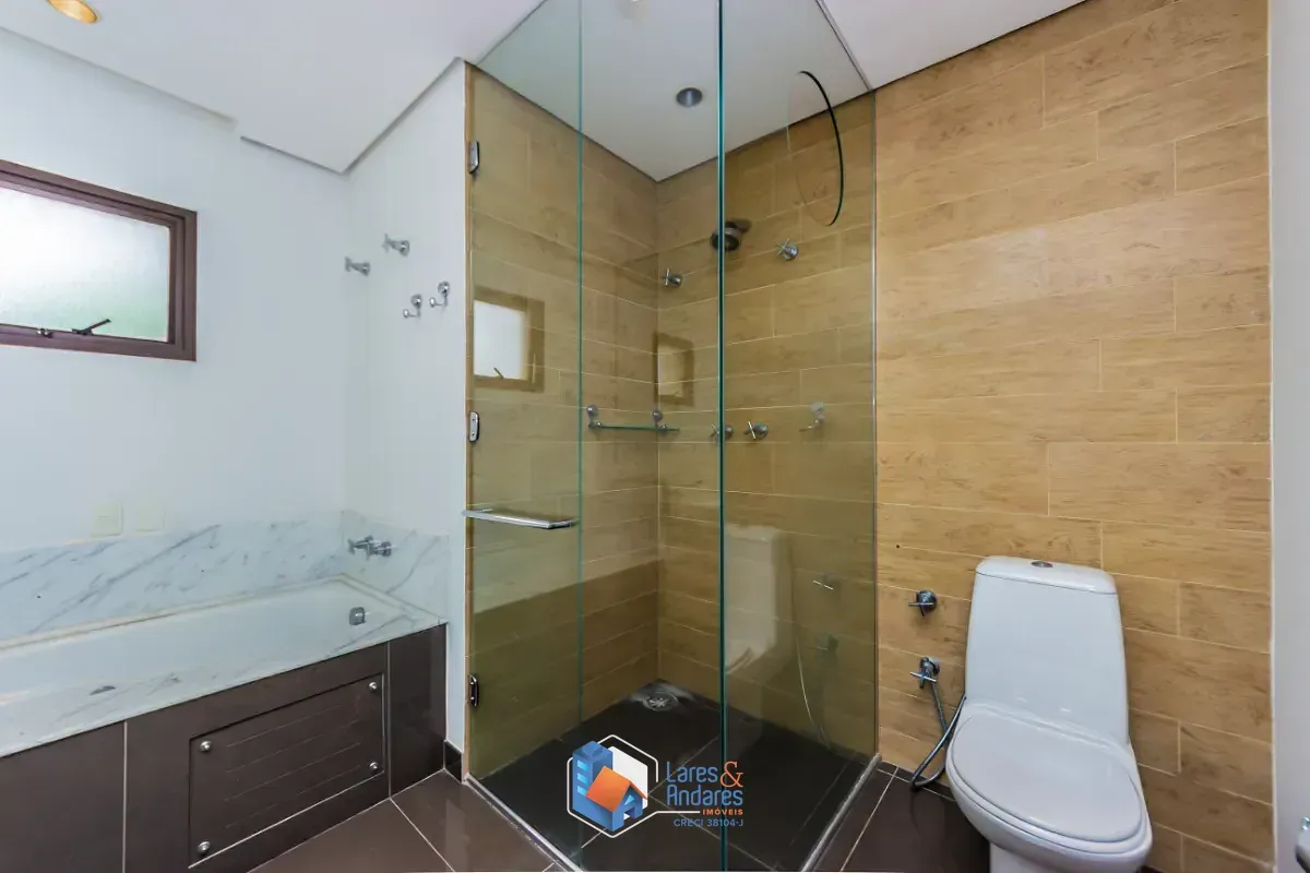 Imagem Duplex para venda em Indianópolis com 3 quartos, sendo 3 suítes, 198m²