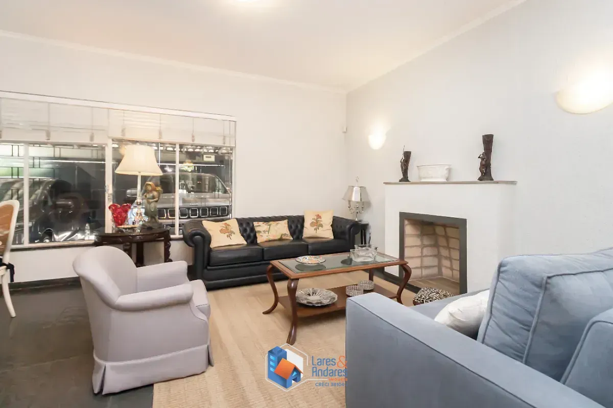 Imagem Casa para venda em Jardim Paulistano com 4 quartos, sendo 1 suíte, 300m²