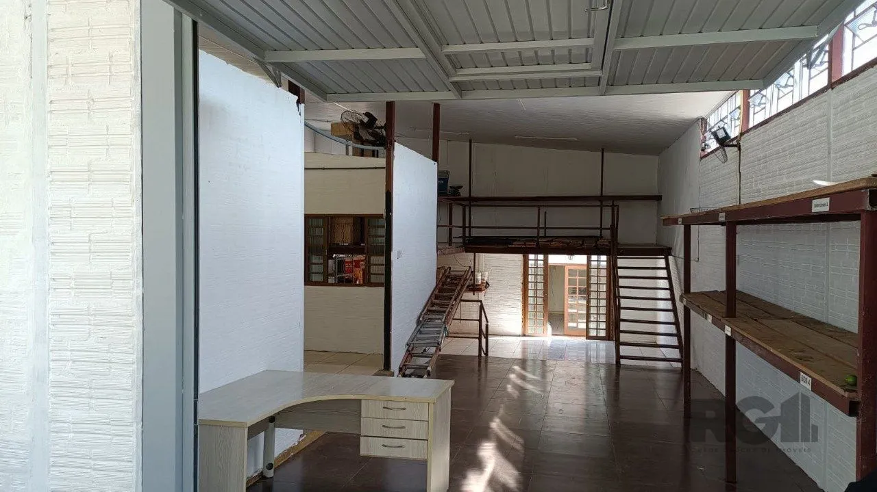 Imagem casa mista com 2 vagas na cavalhada Porto Alegre /RS
