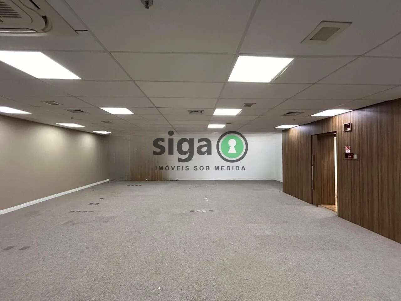 Imagem Sala Comercial de 97m² com 4 Vagas - Brooklin - São Paulo/SP