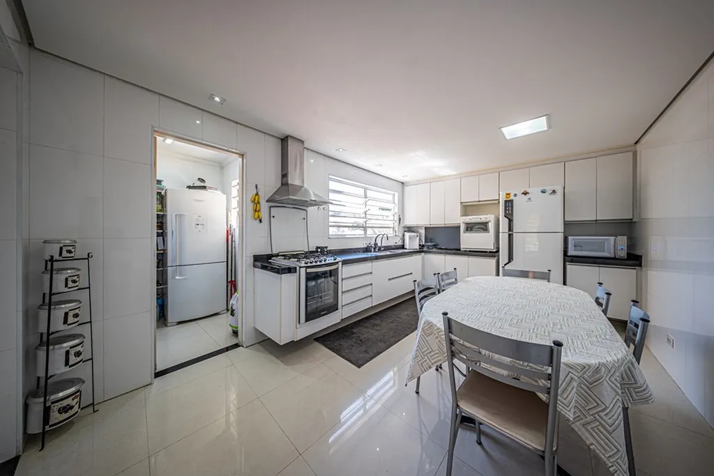 Imagem Casa à venda em São Paulo, Vila Mariana, com 6 quartos, 256.6m2
