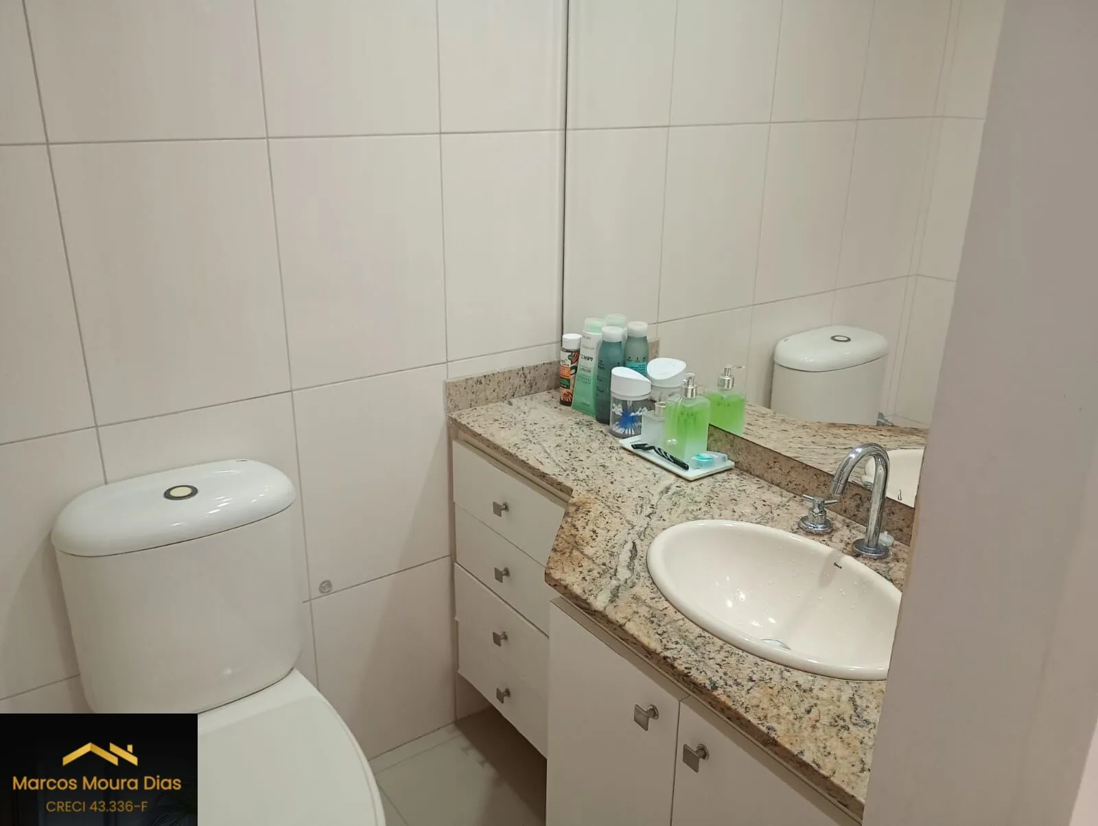 Imagem Apartamento Perdizes com 3 Dormitórios ( 1 suíte) 2 Vagas de Garagem. Edifício com Lazer, Portaria 24 hs e Gerador