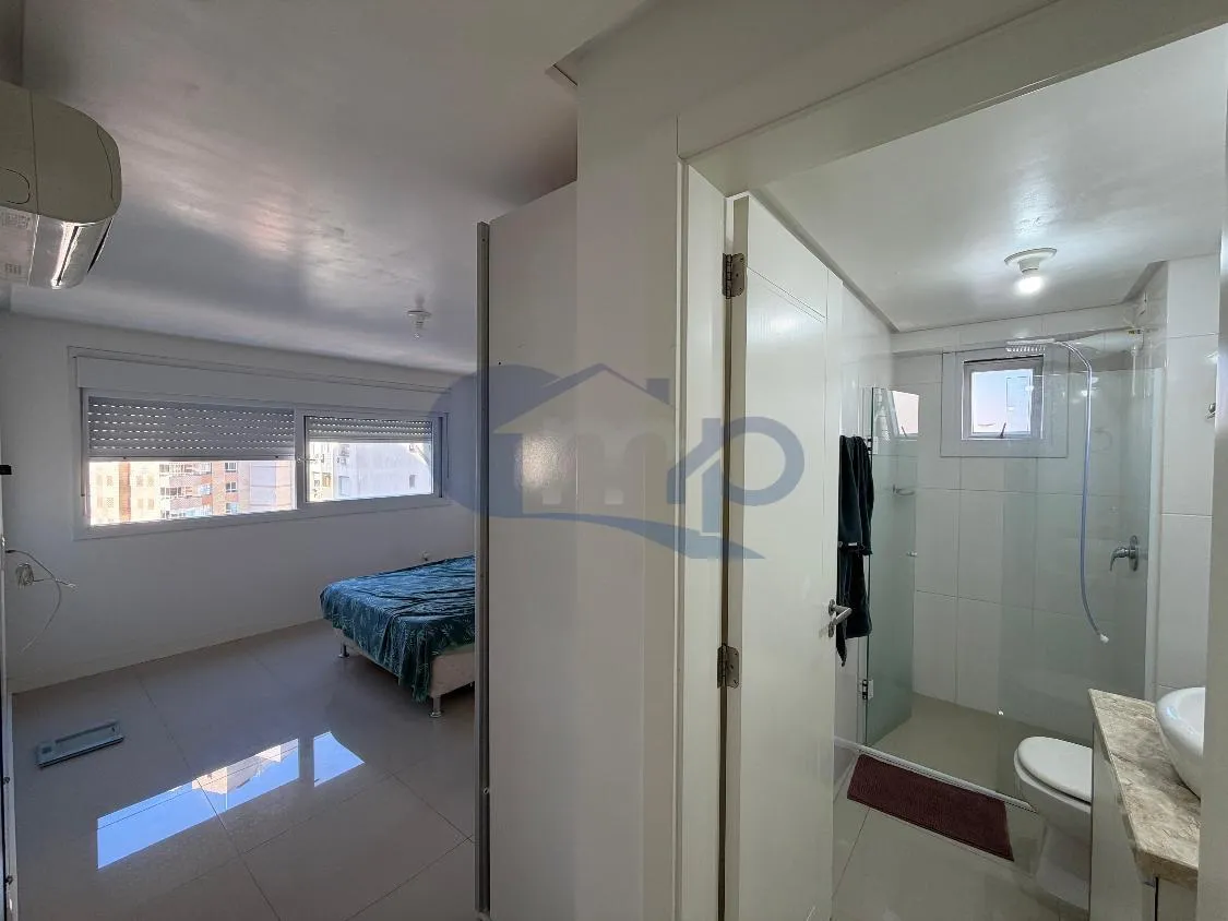 Imagem Apartamento a venda com 2 dormitorios no centro de Torres/RS