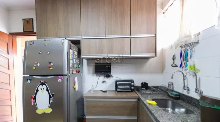 Imagem Sobrado com 166 metros quadrados, 3 dormitórios sendo 1 suíte e todos os dormitórios com armário...