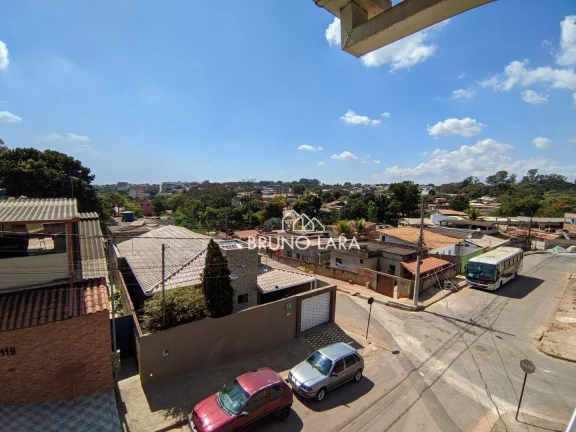 Imagem Casa com 3 dormitórios à venda, 300 m², Juscelino Kubitschek - Igarapé/MG