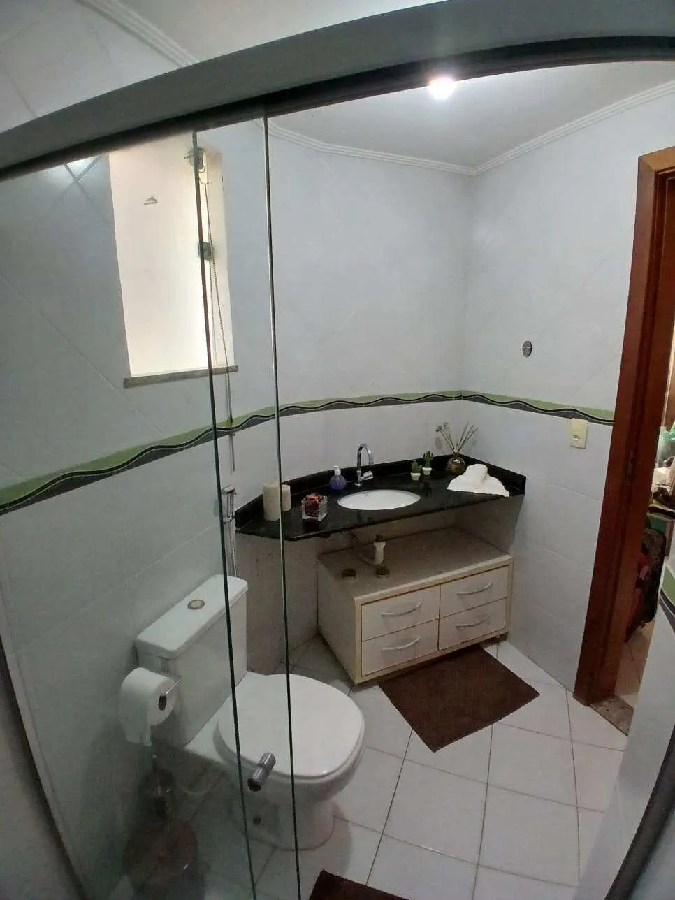 Imagem Casa de condomínio à venda em Lauro de Freitas, Portão, com 4 quartos, 399m2