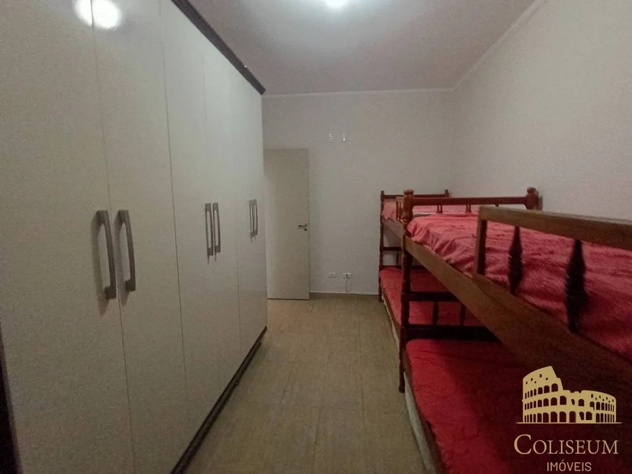 Imagem Apartamento com 1 dormitório para alugar, 32 m² por R$ 2.300,00/mês - Boqueirão - Praia Grande/SP