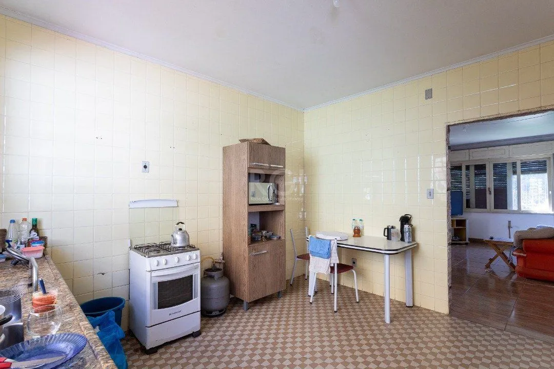 Imagem Casa para Venda - 522.36m², 4 dormitórios, 3 vagas - Menino Deus