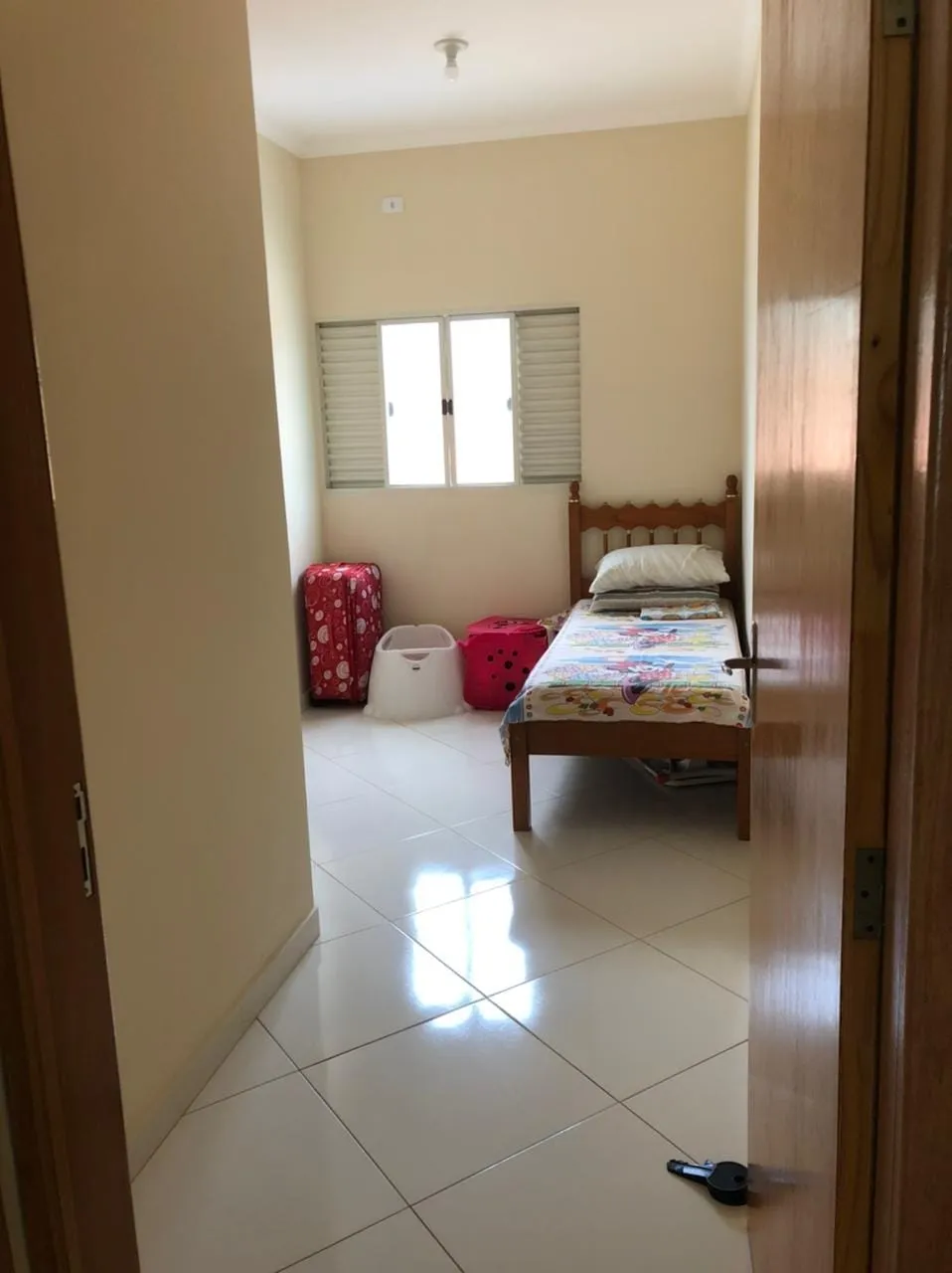 Imagem Casa à venda 3 Quartos, 3 Suites, 3 Vagas, 210M², Santana, Pindamonhangaba - SP