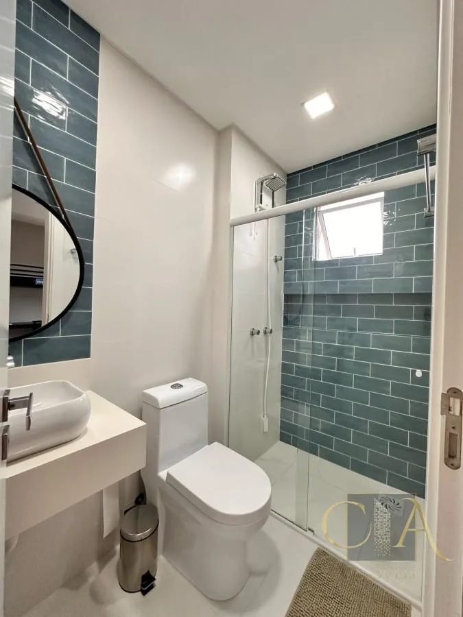 Imagem Apartamento para Venda em Itapema, Meia Praia, 3 dormitórios, 3 suítes, 4 banheiros, 2 vagas