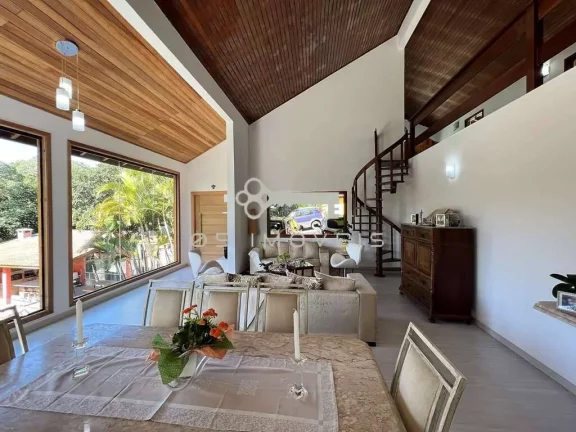 Imagem Fazendinha - 4d/2s TÉRREA privativa. Natureza, gourmet, piscina e VISTA!