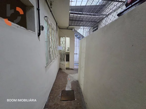 Imagem Apartamento Térreo no Centro de NI: Silêncio e Conveniência a um Passo de Tudo