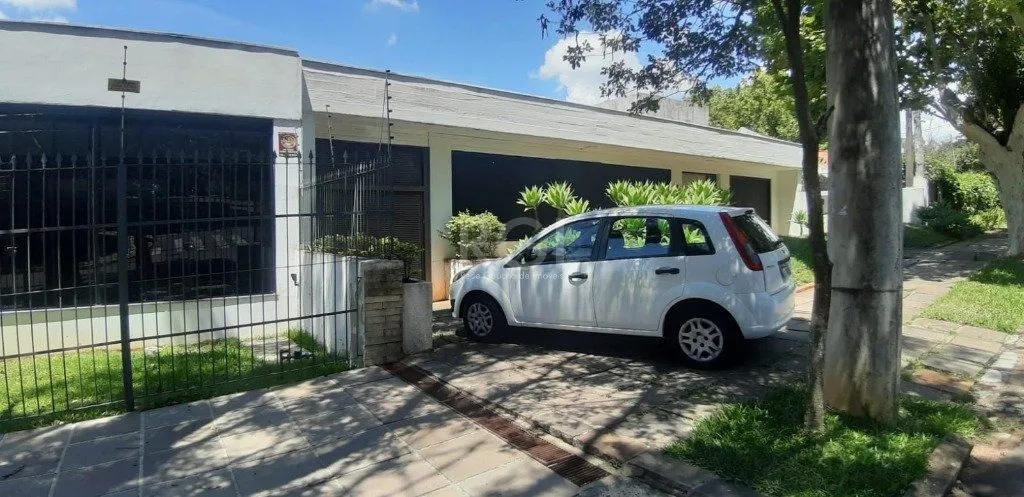Imagem casa - 3 dorms. - 10 vagas - 316,00 m² - Boa Vista