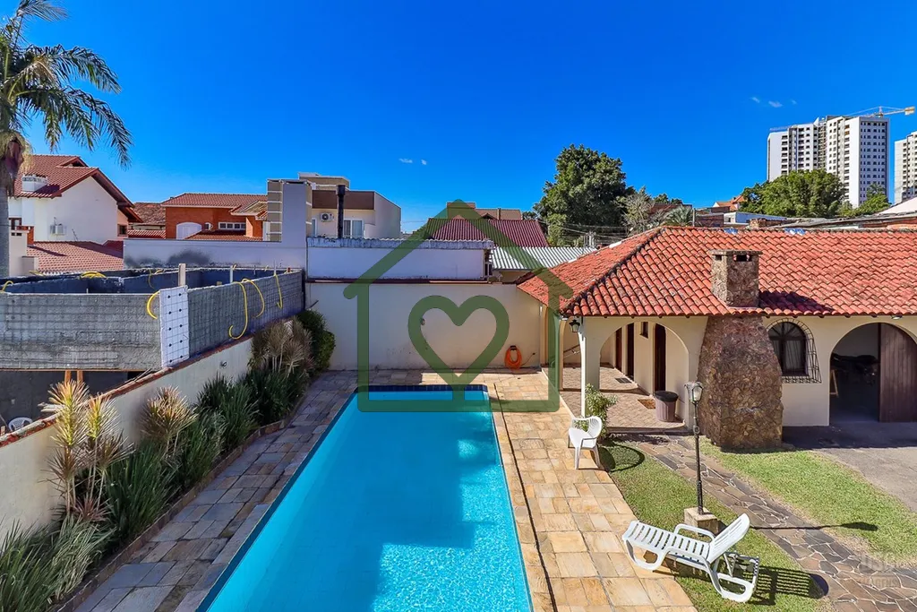 Imagem Uma excelente oportunidade para quem busca espaço, localização privilegiada e o potencial de tran...