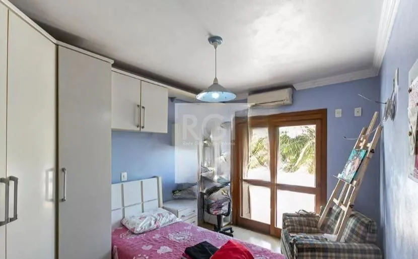 Imagem Casa para Venda - 336m², 4 dormitórios, sendo 1 suites, 2 vagas - Camaquã