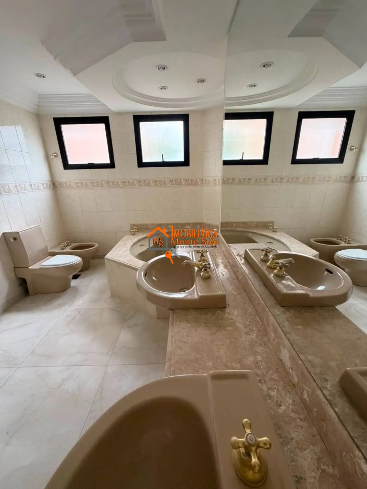 Imagem Apartamento com 4 dormitórios à venda, 274 m² por R$ 2.160.000,00 - Jardim Maia - Guarulhos/SP