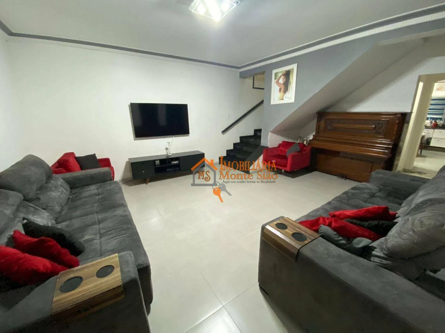 Imagem Sobrado com 3 dormitórios à venda, 180 m² por R$ 848.000,00 - Vila Silveira - Guarulhos/SP