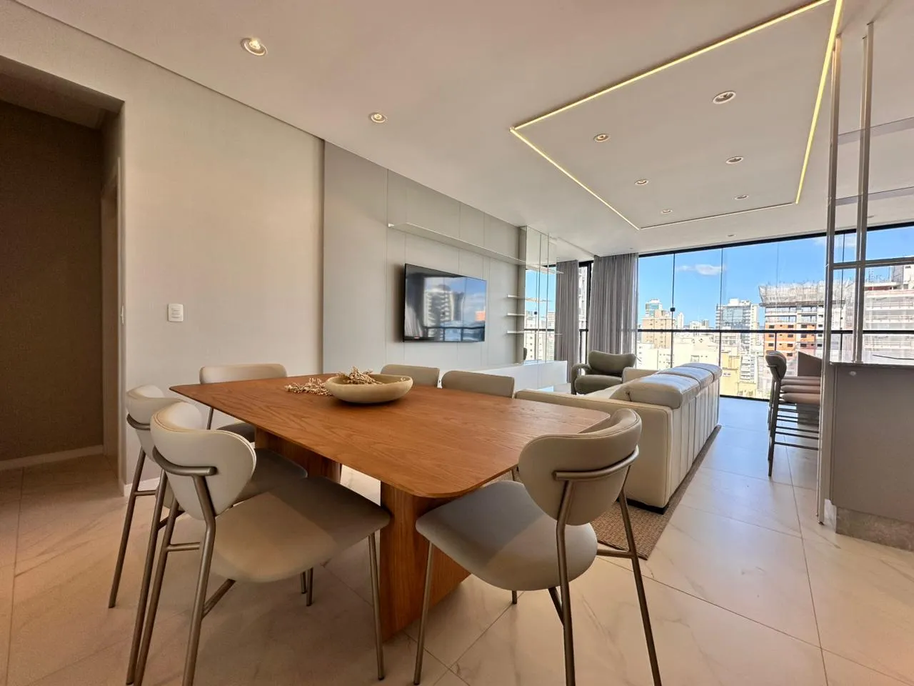 Imagem Apartamento com vista para o mar à venda com 1382m2 por R$ 2.870.000,00