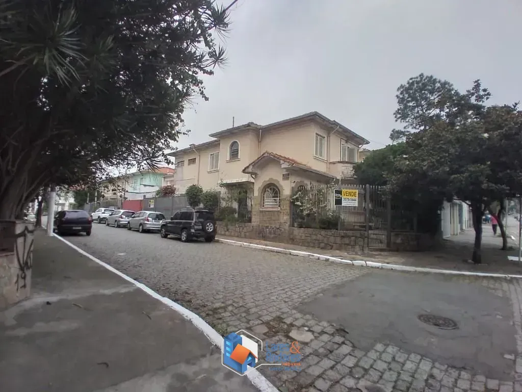 Imagem Sobrado para venda em Mirandópolis com 3 quartos, sendo 1 suíte, 340m²