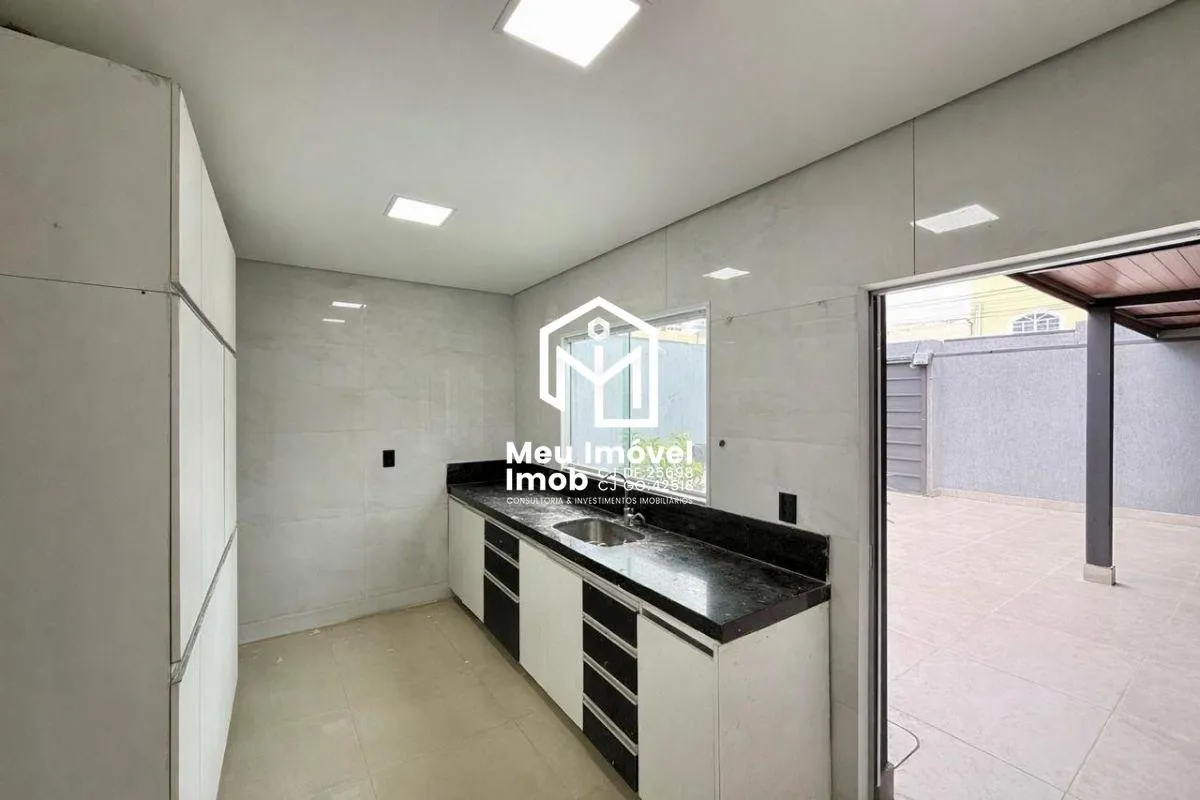 Imagem Casa 3 Quartos 1 Suíte 10 Vagas 150m² Reformada Samambaia/DF