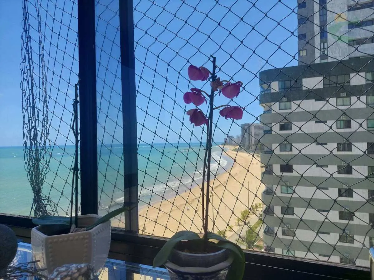 Imagem Apartamento com 3 quartos, andar alto, calçadão de Piedade, em Jaboatão dos Guararapes.