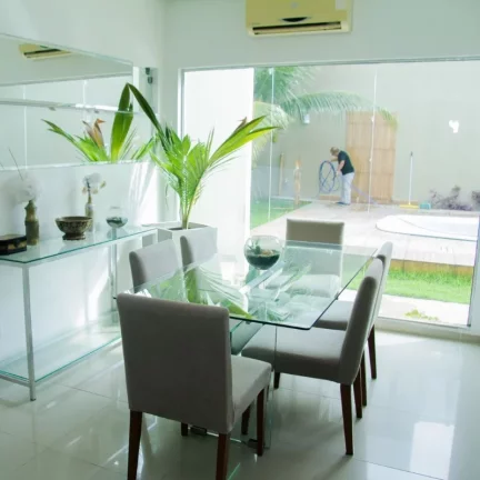 Imagem Casa em Alto Padrão , no condomínio Ponta Negra 2 , mobiliado e climatizado , pronto pra ser financiado