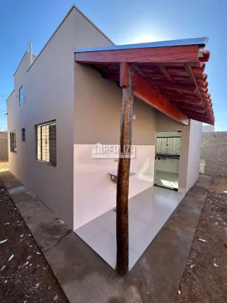 Imagem Casa à venda no Parque dos Girassóis IV - Uberaba com 2 dormitórios e porcelanato