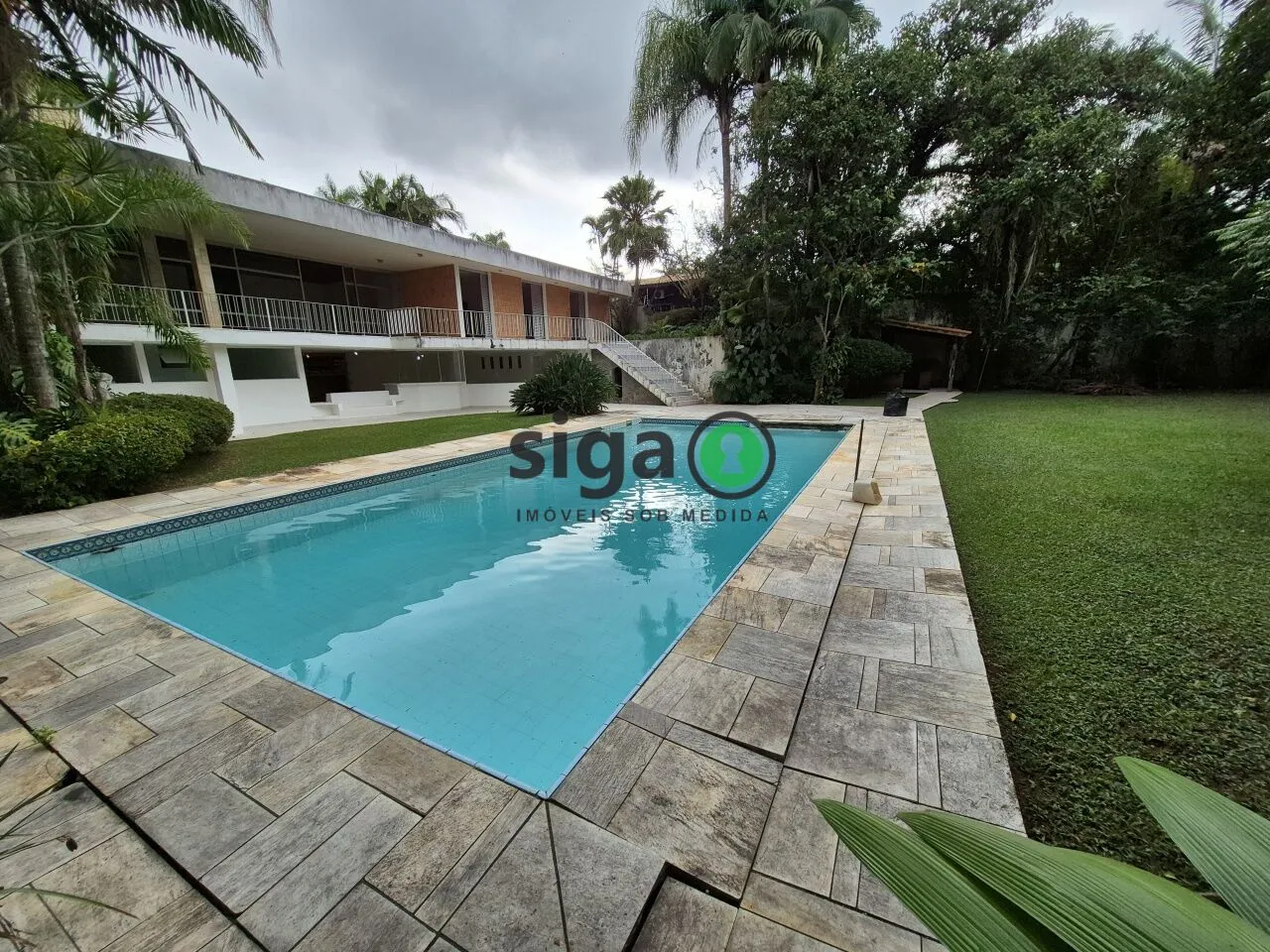 Imagem Casa a Venda no Retiro Morumbi com 4 quartos