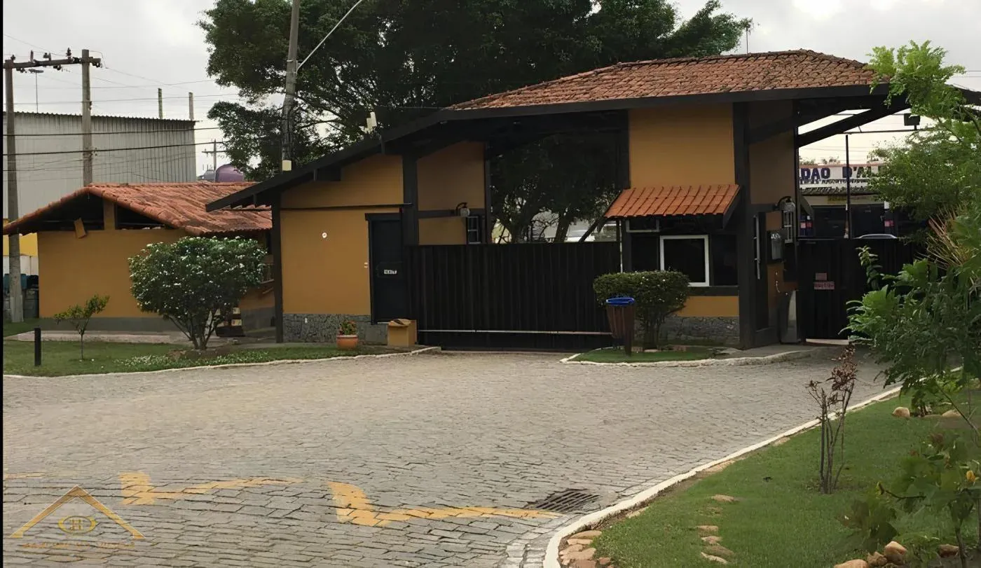 Imagem Casa em Condomínio para Venda em São Pedro da Aldeia / RJ no bairro Balneário São Pedro